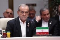 پزشکیان در اجلاس ایروان: جنگ، نسل‌کشی زیست‌محیطی است