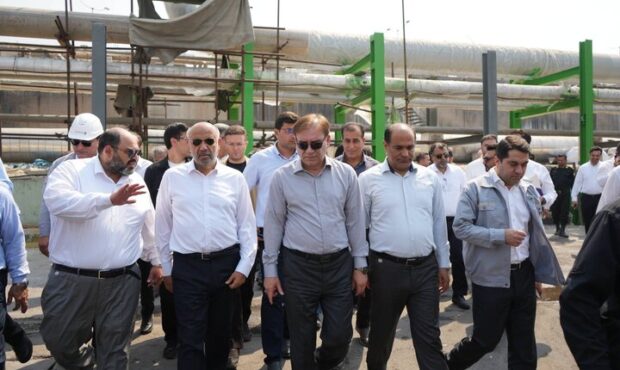 تأکید وزیر تعاون، کار و رفاه اجتماعی بر استمرار تولید و تسریع بازسازی بخشهای آسیبدیده پتروشیمی جم تأکید وزیر تعاون، کار و رفاه اجتماعی بر استمرار تولید و تسریع بازسازی بخشهای آسیبدیده پتروشیمی جم