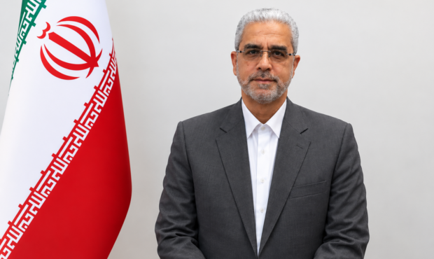 پیام تبریک مدیرعامل شرکت مخازن سبز پتروشیمی عسلویه به مناسبت روز خبرنگار/ رسانهها؛ بازوان توانمند آگاهیبخشی و صیانت از منافع ملی پیام تبریک مدیرعامل شرکت مخازن سبز پتروشیمی عسلویه به مناسبت روز خبرنگار/ رسانهها؛ بازوان توانمند آگاهیبخشی و صیانت از منافع ملی