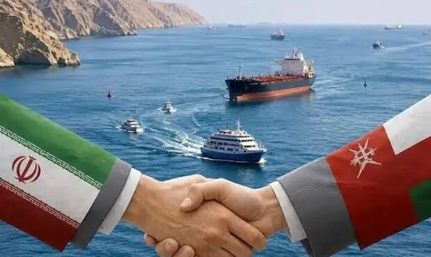 جزئیات جدید درباره تفاهم نهایی ایران و عمان  منبع آگاه: ایران برای باز کردن تنگه هرمز ۷ شرط را از طرق واسطه به طرف آمریکایی اعلام کرده 
